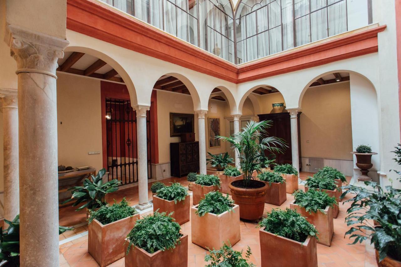 Casa Patio Del Siglo XIX, Seville